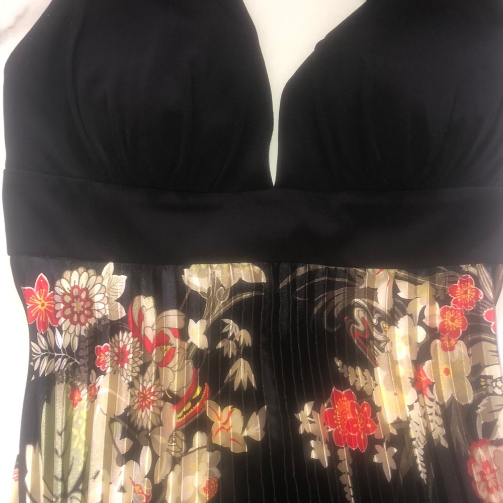 Betsy & Adam by Linda Bernell triangle halter top pleated maxi dress Asi… - Picture 15 of 15